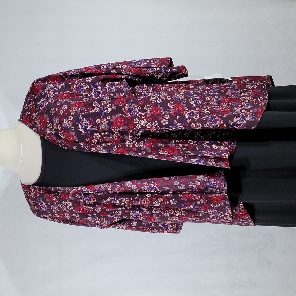 NWT LuLaRoe Lindsay Kimono floral size Large